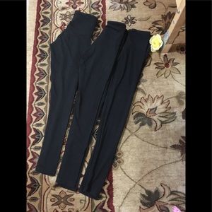 Victoria’s Secret sports leggings